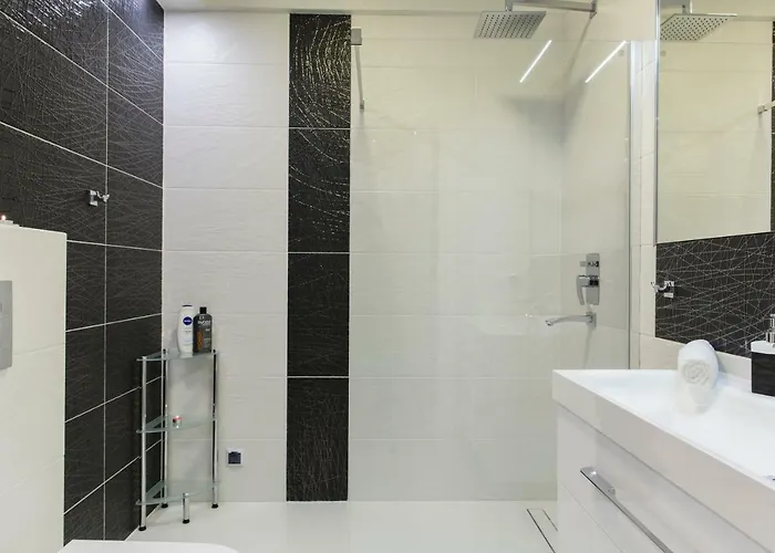 Pajo Ii -rezydencja Tatry--grota Solna--balkon--parking